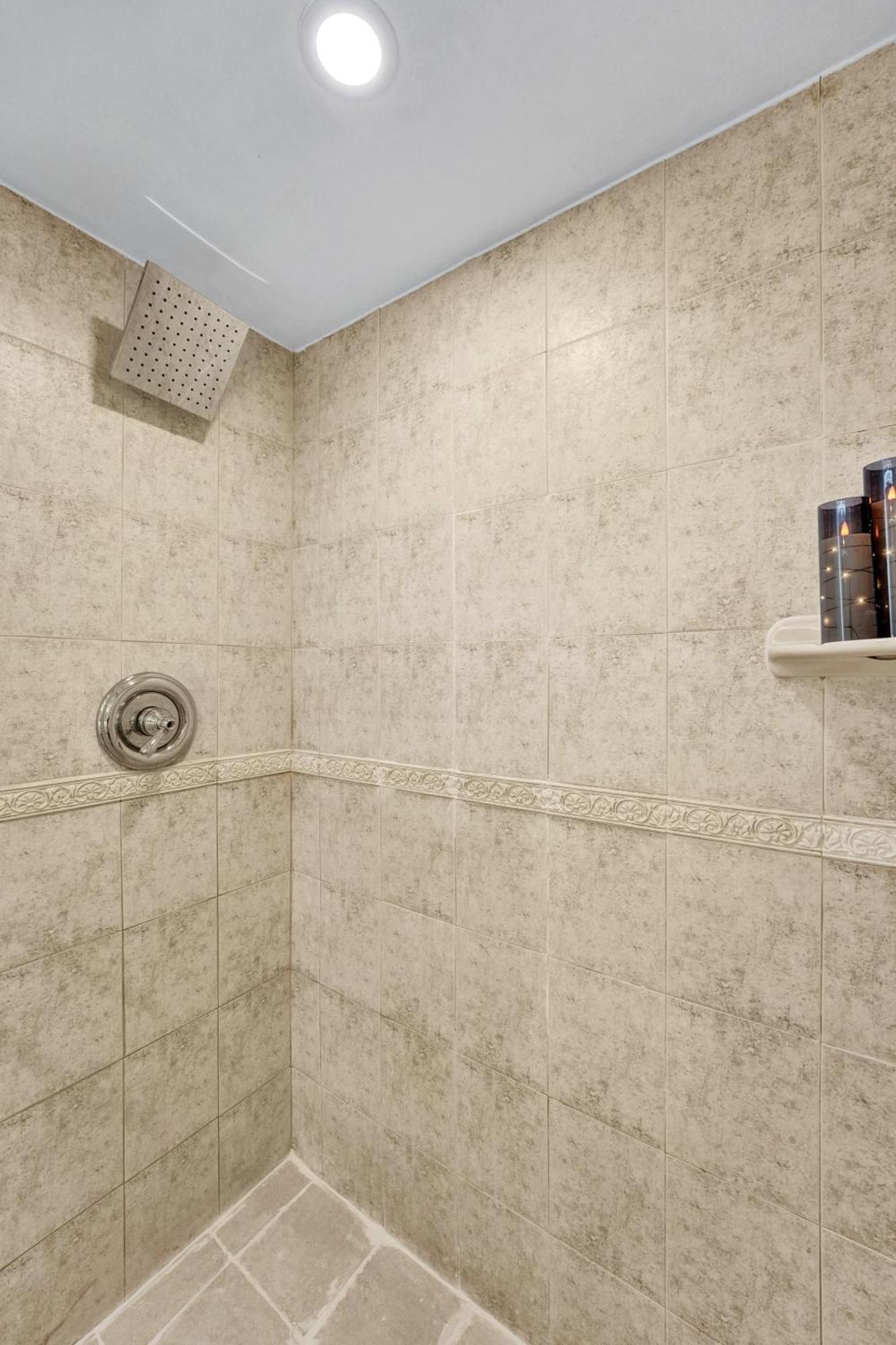 Apartment Cozy 2 Bdr With Service 1108 Miami Beach
