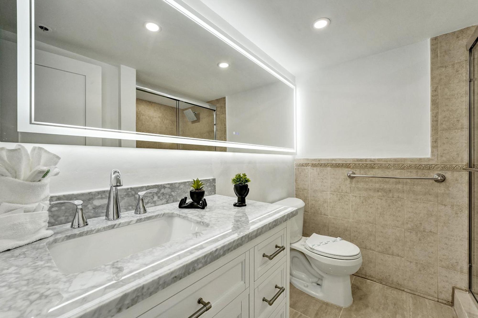 Cozy 2 Bdr With Service 1108 Apartment *